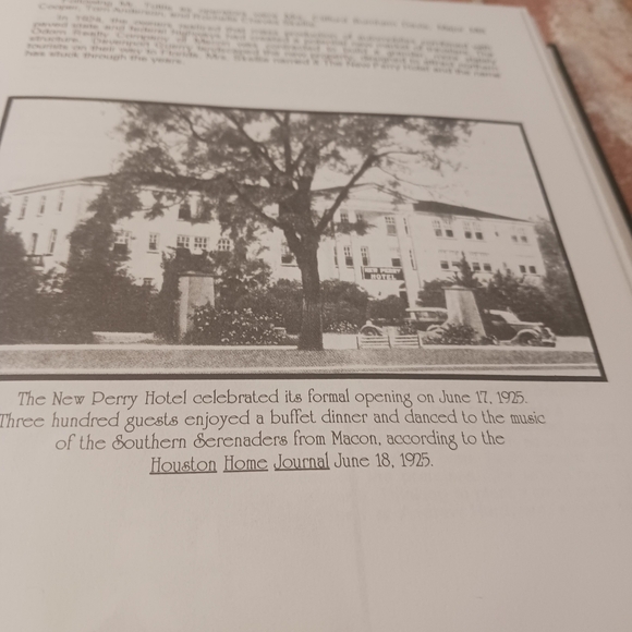 Cook Book - Picture 4 of 12